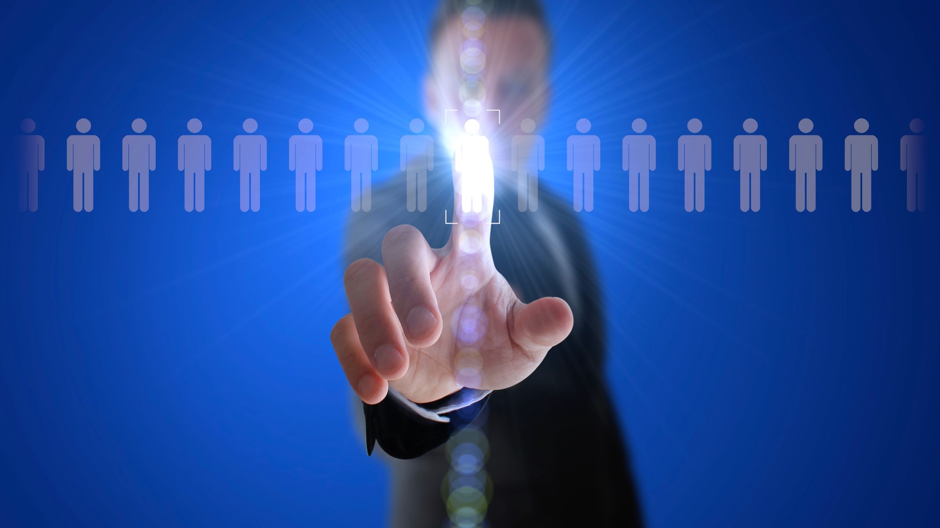 Headhunter Selects New Business Person